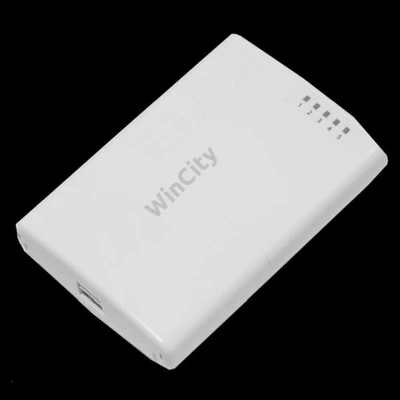 MikroTik PowerBox 5x10/100 porttal, 4xPoE ki, kültéri kivitel